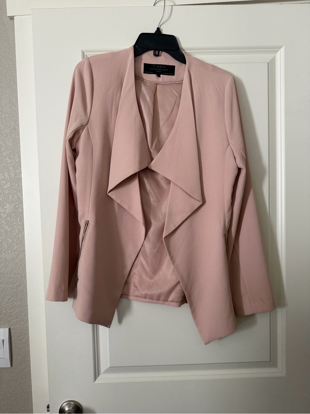 Womens pink blazer medium